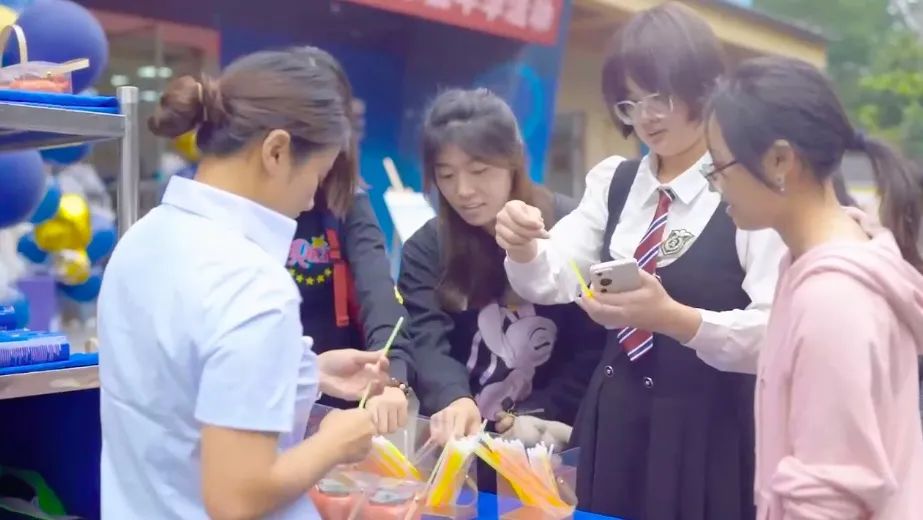 第五站 I 西南大学楠园星空食堂的“柿子”争取战_千亿国际丨食堂团餐丨食堂承包丨学校食堂承包丨重庆食堂承包丨